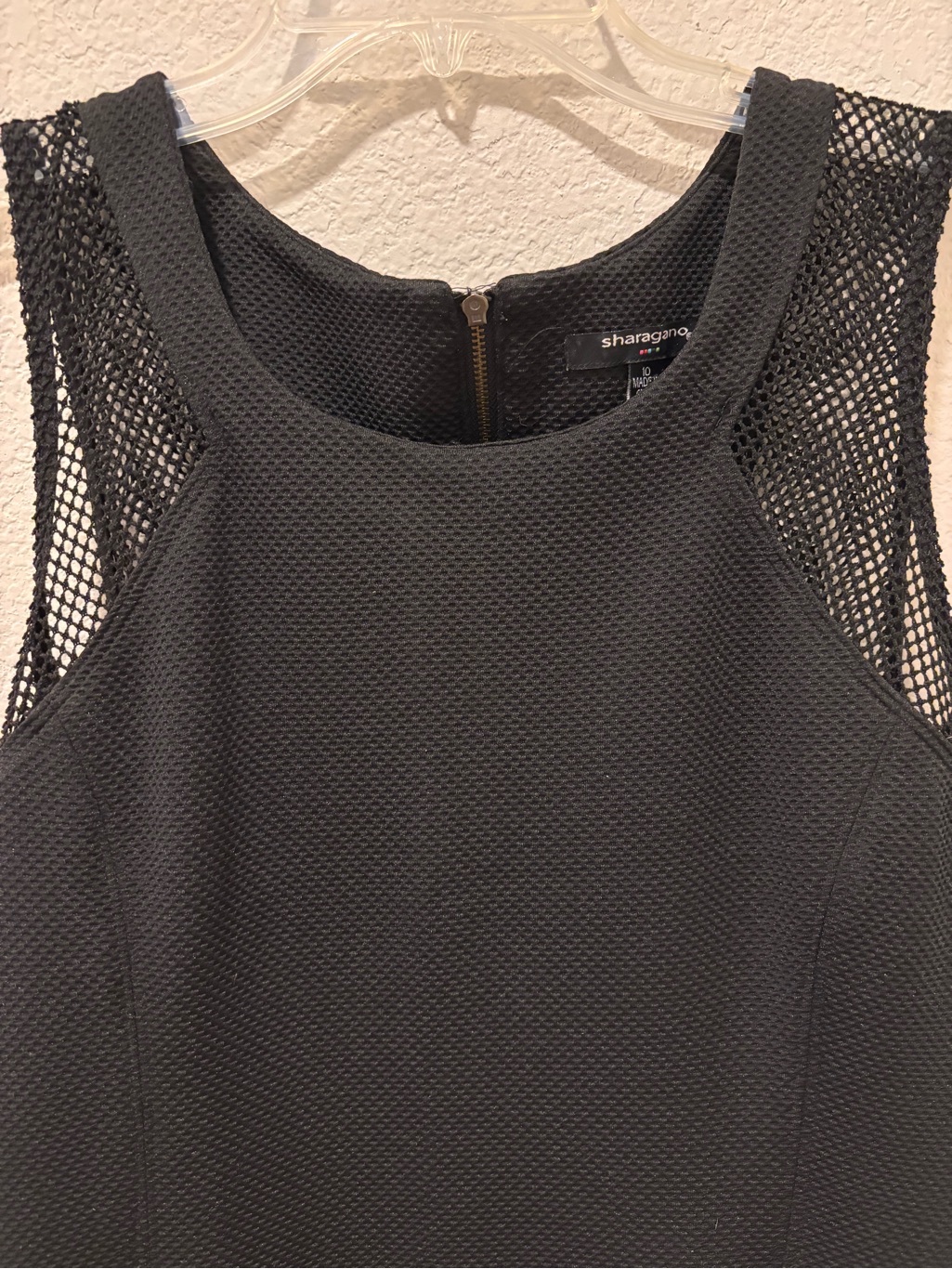 Sharagano “Little Black Dress” Sleeveless/Mesh Shoulders/Back Zipper Accent Sz10